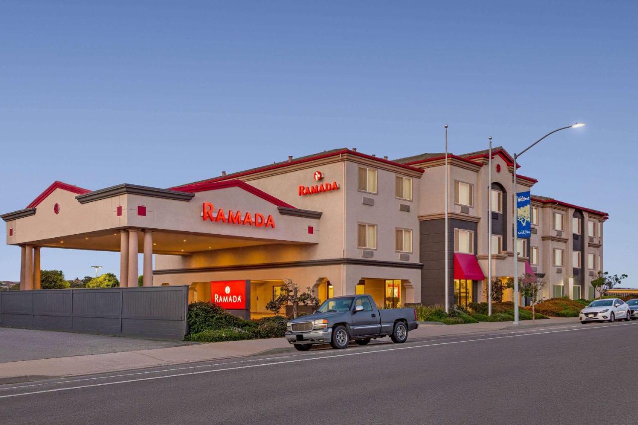 Ramada By Wyndham Marina Hotel Exterior photo
